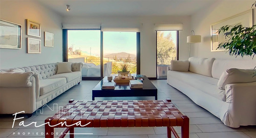 Excelente Casa 4d - 5b, Sector Huinganal, Lo Barnechea