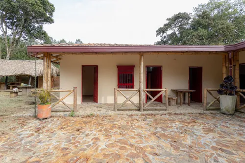 Lote En Venta En Vía Las Palmas. Cod V9098