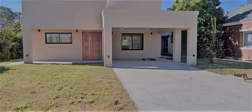 Imagen 26 de 30 de Venta Casa Quinta Lujan Del Sol Impecable Permuta
