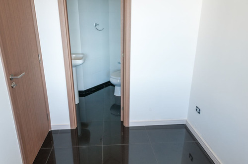 Imagen 28 de 30 de Venta, Apto 3 Dor En Look Brava, Piso Alto, Playa Brava (ref: Lij-5374)