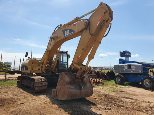 Excavadoras Doosan Y Caterpillar Sobre Bandas Y Sobre Ruedas