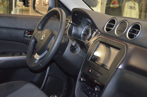 Imagen 17 de 22 de Suzuki Vitara 4x4 Mt 2023. *disponibilidad En 3 Colores*