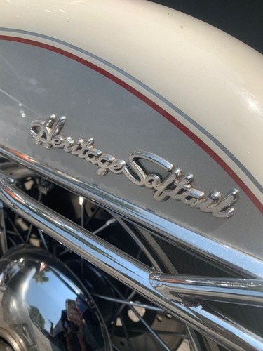 Imagen 2 de 19 de Moto Harley - Davidson Softail Heritage