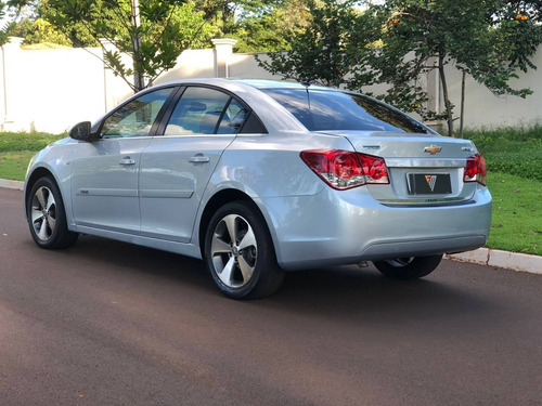 Imagem 6 de 10 de Chevrolet Cruze 1.8 Lt 16v Flex 4p Automático