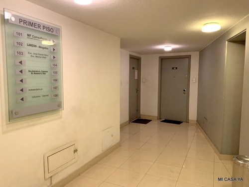 Imagen 8 de 21 de Venta Oficina Cordón Con Portería 24hs, Luminosa Y Con Vista Despejada