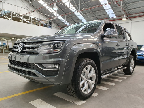 Imagen 16 de 25 de Volkswagen Amarok V6 Highline 0km 258cv My23 Dcolores