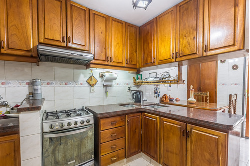 Imagen 27 de 30 de Casa En Venta - Parque Chacabuco - Terraza - Parrilla - Quincho - Patio - Cochera