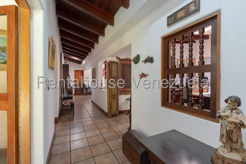 LG Vendo Hermosa Casa En La Urb. La Lagunita (2 Casas En 1 )