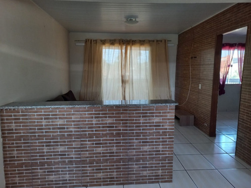 Vendo Duas Casas, Com Entradas Independentes