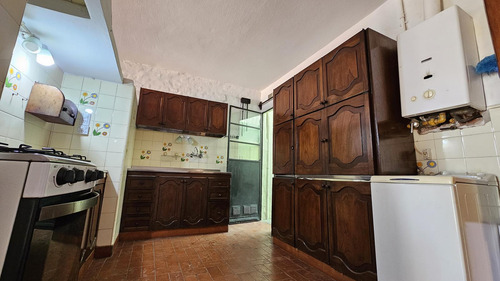 Casa Sobre Av Zanni, A Metros De Almafuerte