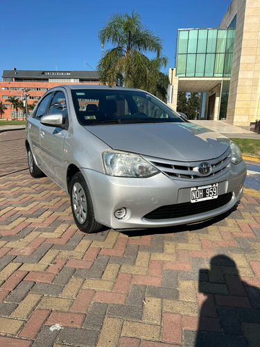 Toyota Etios 1.5 Xs