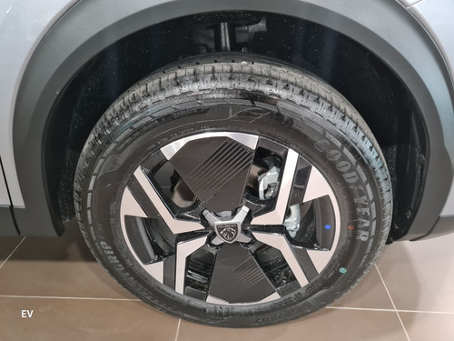 Peugeot 2008 1.0T Allure
