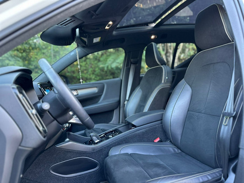 Volvo XC40 1.5 T5 RECHARGE R-DESIGN GEARTRONIC