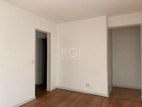 Apartamento Em Floresta Com 2 Dormitórios - Mf22630