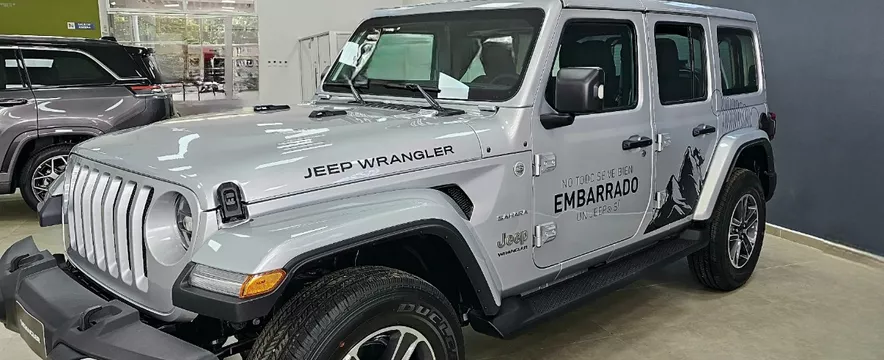 Jeep Wrangler Unlimited Sahara Modelo 2023