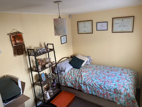 Casa En Excelente Barrio Residencial