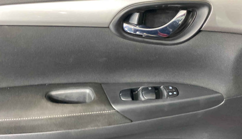 Imagen 8 de 15 de 118526 - Nissan Sentra 2017 Con Garantía
