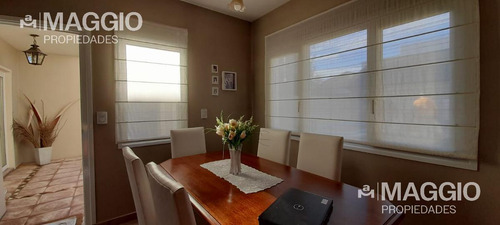 Venta Casa 5 Ambientes Haedo