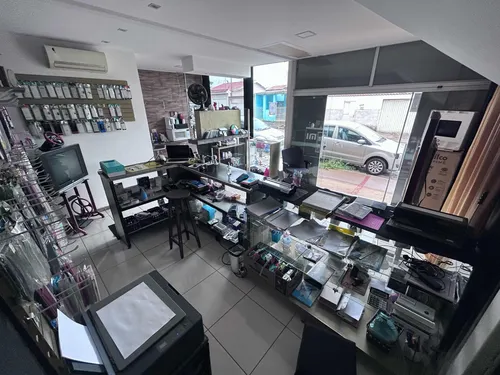 Ponto Comercial 2 Cômodo É Um Banheiro