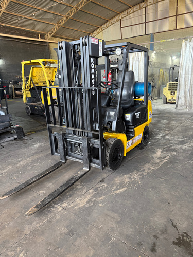 Empilhadeira Komatsu Fg18 Triplex Com Deslocador 1.8 Ton