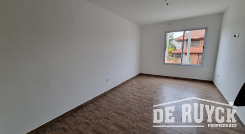 Duplex En Venta En Quilmes Oeste