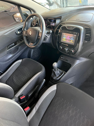 Imagen 13 de 14 de Renault Captur Zen