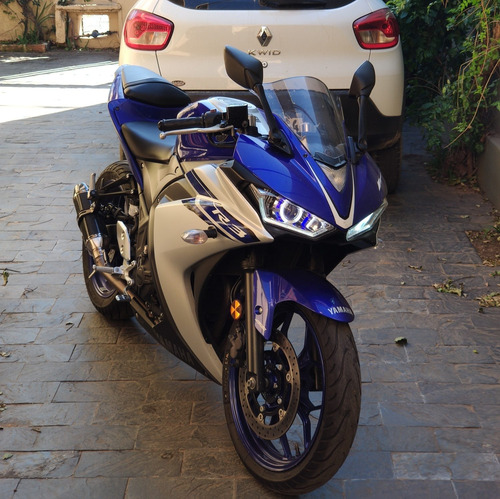 Yamaha R3