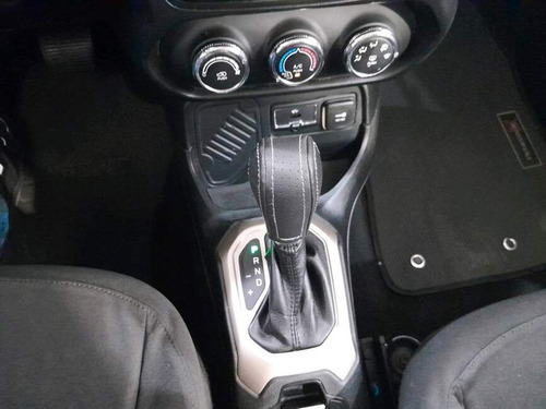 Jeep Renegade 1.8 16V FLEX SPORT 4P AUTOMÁTICO