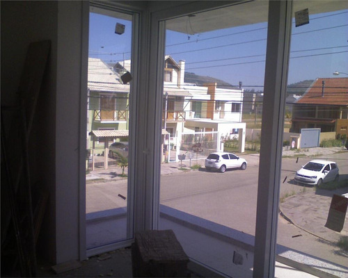 Imagem 3 de 6 de Sobrado Residencial À Venda, Aberta Dos Morros, Porto Alegre. - So0236