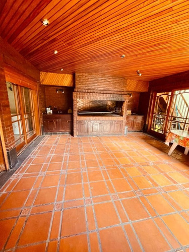 Imagen 24 de 30 de Excelente Casa Con Piscina En Venta - Lomas De Zamora