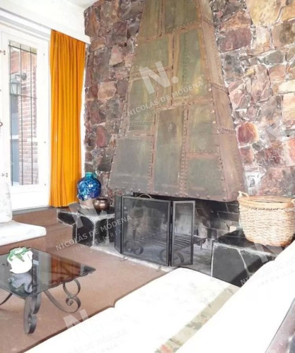 Imagen 10 de 30 de Linda Casa De Muy Buena Capacidad! En Excelente Zona! - Punta Del Este Mansa