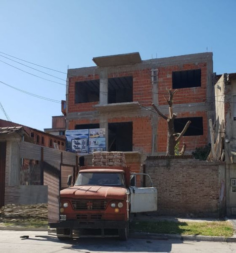 Imagen 3 de 8 de Ph En Venta En Villa Luzuriaga