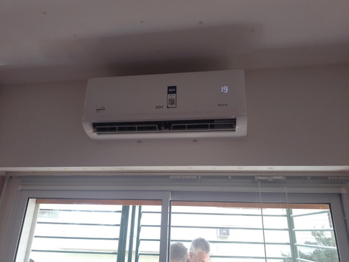 Instalación Y Service De Aire Acondicionado - Matriculado