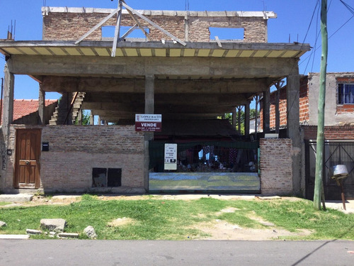 Imagen 1 de 12 de Lote De 10 X 40 C/losa De 200 M2 Y 2 Casas.precio Retasado.!