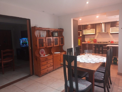 Imagen 7 de 26 de Chalet Venta 4 Ambientes C/ Cocheras En Villa Bosch Barrio Murialdo
