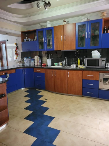 Lj. Venta Lujosa Quinta Urb. Cantarrana - Maracay Aragua