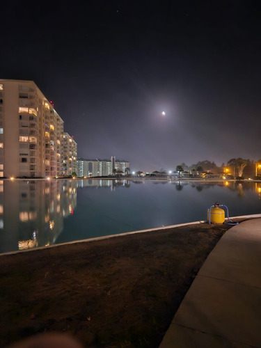 Amoblado, Condominio Laguna Bahia, Año Corrido.