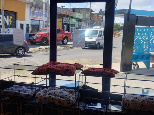 Venta De Lote Con Gran Local Comercial