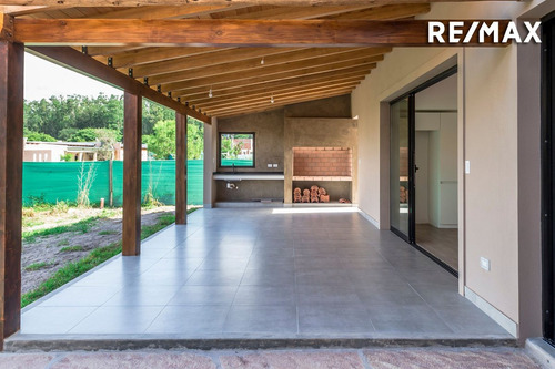 Casa 3 Dormitorios Venta La Reserva A Estrenar