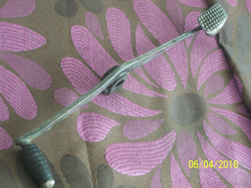 Imagen 4 de 5 de Vendo Pata De Cambio De Yamaha Yb 50 Original