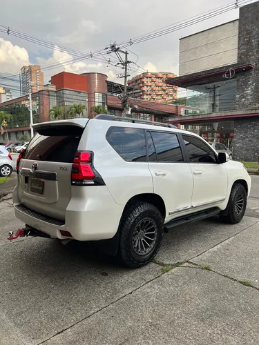 Toyota Prado 2.8 Tx-L At6