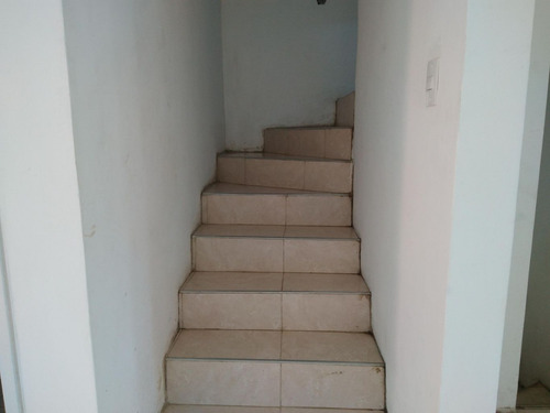 Imagen 2 de 10 de Eloisa Mejia Rentahouse Vende Townhouse En Manantial Naguanagua 22-6772