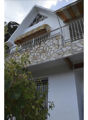 Casa En Venta Con Anexo En La Suiza San Antonio De Los Altos