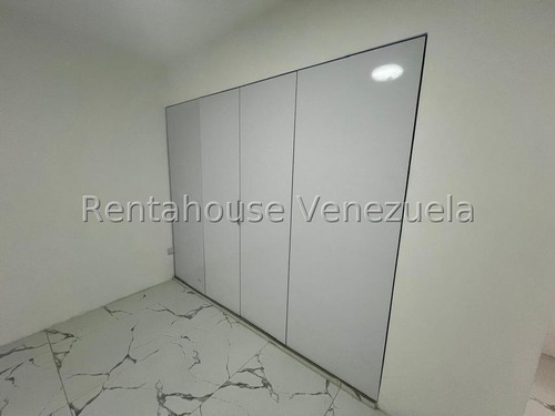 A Estrenar En Santa Eduvigis - 25-6530 Angiee