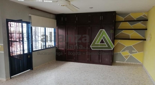 Imagen 11 de 15 de Casa En Arriendo En Barrancabermeja La Libertad. Cod 15167