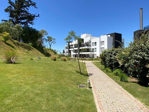 Venta Departamento 2 Dormitorios Casonas Del Golf (villa Allende Golf)