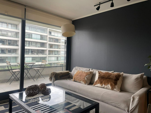 Se Vende Moderno Y Luminoso Departamento, Dos Años De Uso.