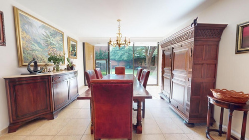 Casa A La Venta En Bosques De Las Lomas (v)