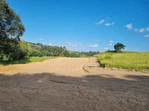 Imagem 10 de 12 de Mv-terrenos De 1000m² De Chácara, Com Lago No Local.