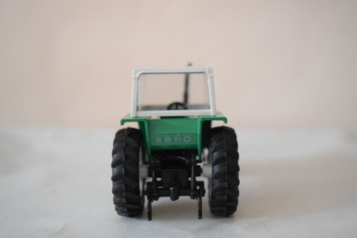 Tractor Ebro 6100 Verde Joal 1/41 España C/caja